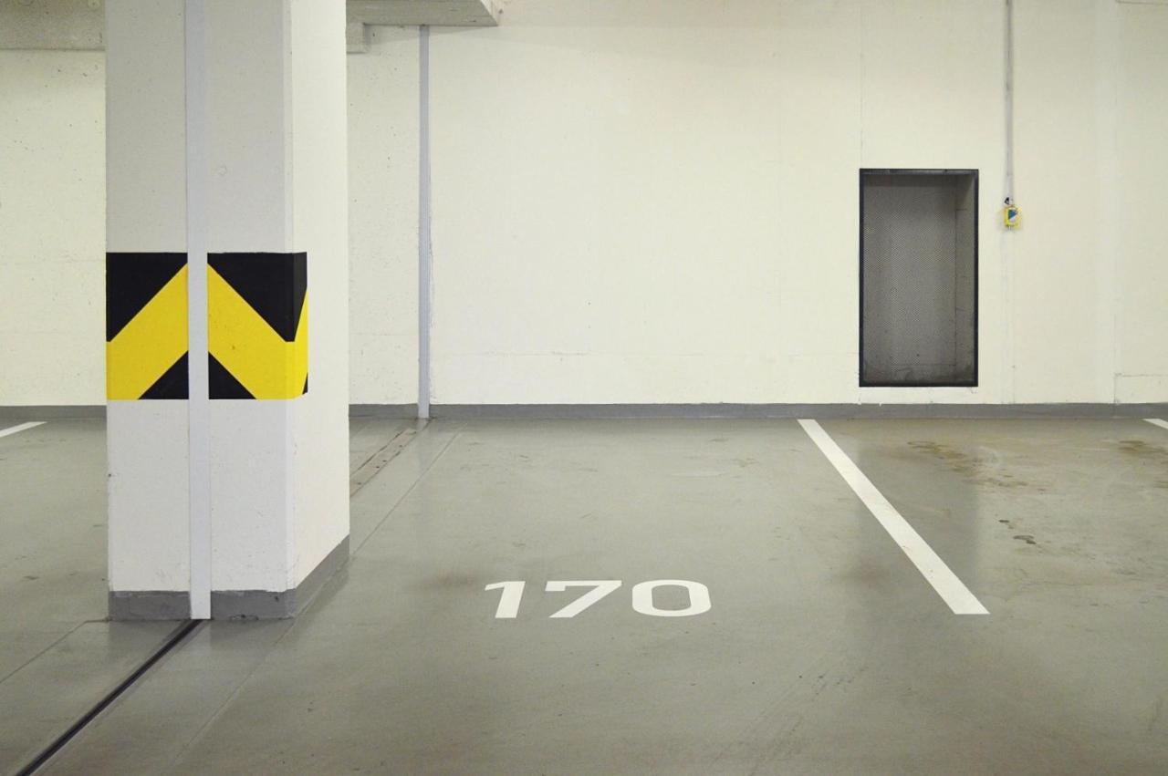 Apartment With Free Parking In Prag Eksteriør billede